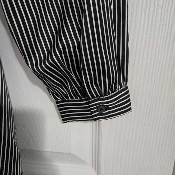 Avec Les Filles Striped Midi Wrap Dress Size XS Long Sleeve Lightweight Macy's - Picture 9 of 16
